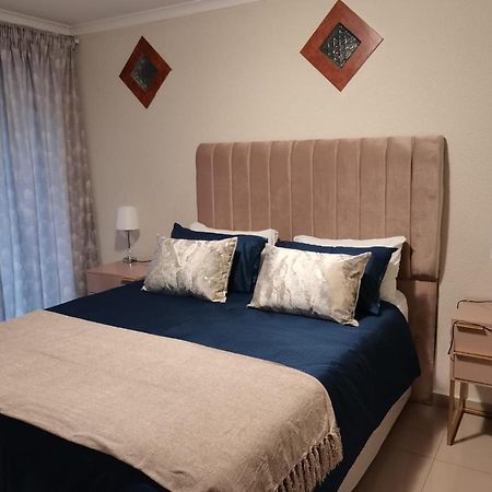 Rooikrans Guest House Johannesburg Dış mekan fotoğraf